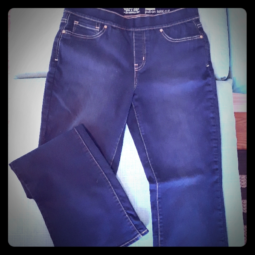 Levi signature gold label pull-on boot cut